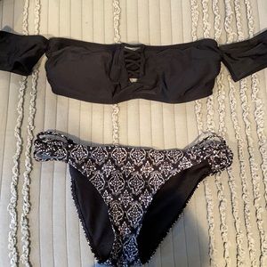 Hollister bathing suit